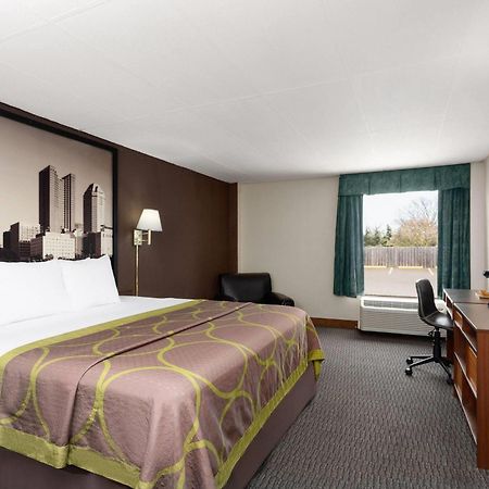 Super 8 By Wyndham Columbus Hotell Exteriör bild